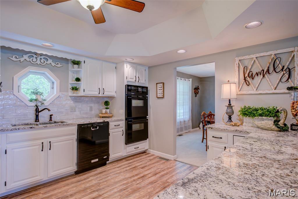 4075 Hwy D Defiance, MO 63341 - Photo 8 of 30