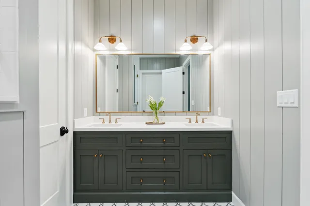 $3,150,000 | 4052 Kuykendall Road, Bellville, TX 77418