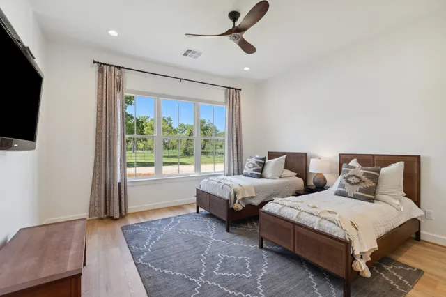 $3,150,000 | 4052 Kuykendall Road, Bellville, TX 77418