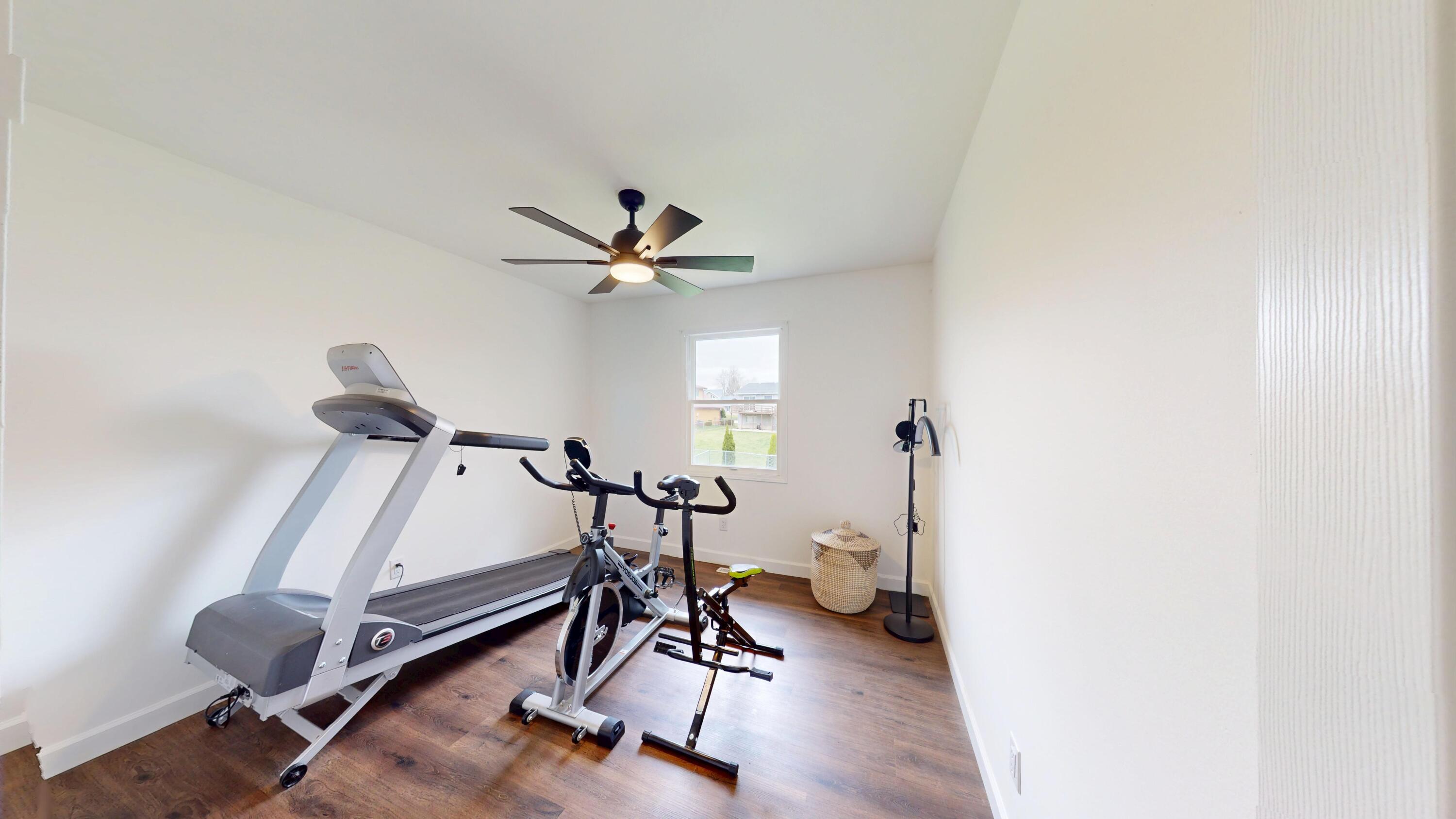 3064 Parkwood Place Crown Point, IN 46307 - Photo 21 of 40 a view of a room with gym equipment