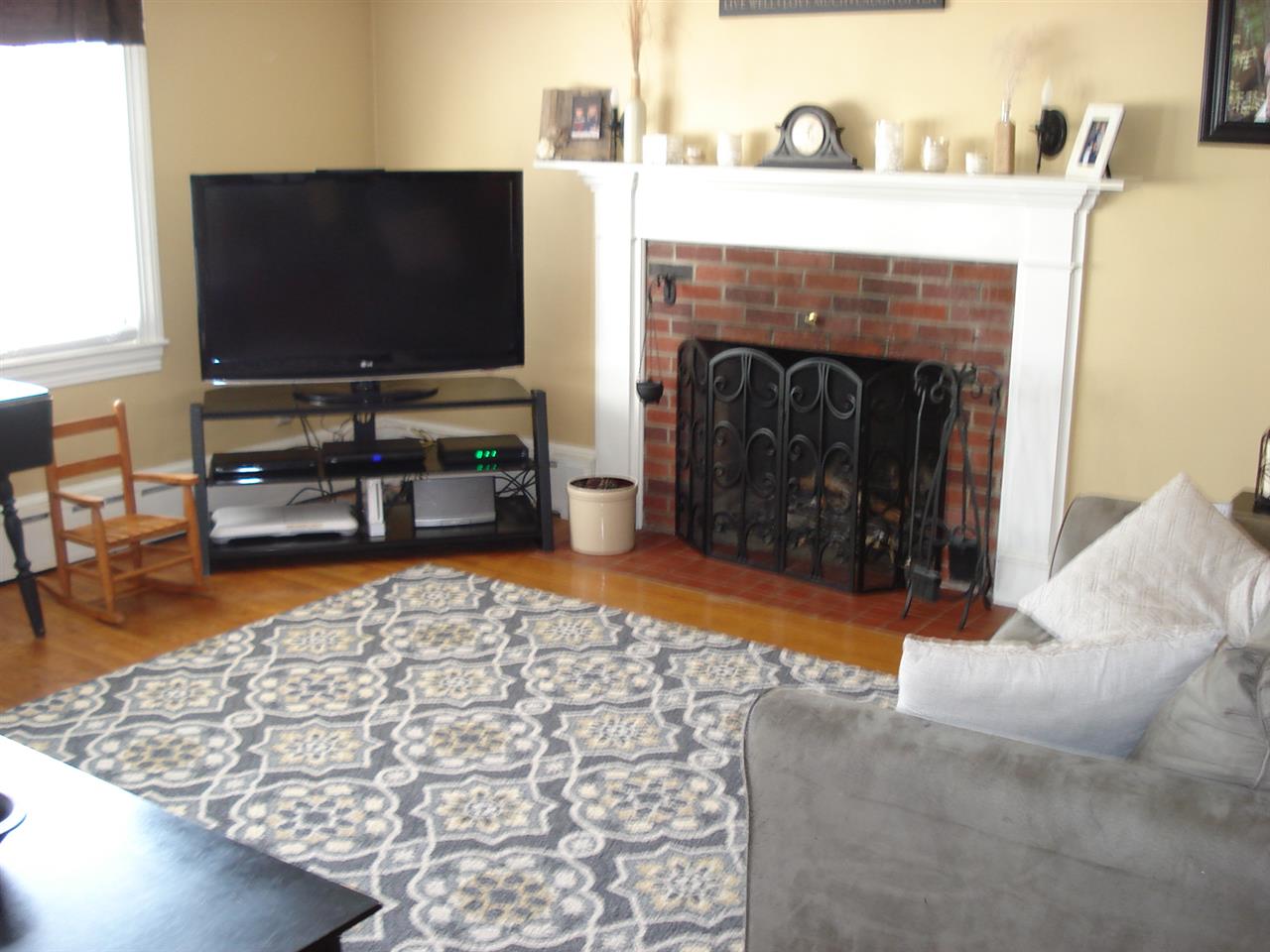27 Madison Avenue Rochester, NH 03867 - Photo 8 of 33