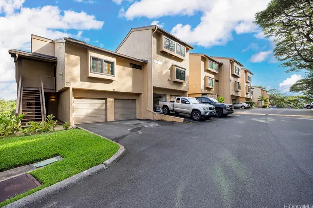 $3,400 | 46-074 Puulena Street, Unit 1111, Kaneohe, HI 96744