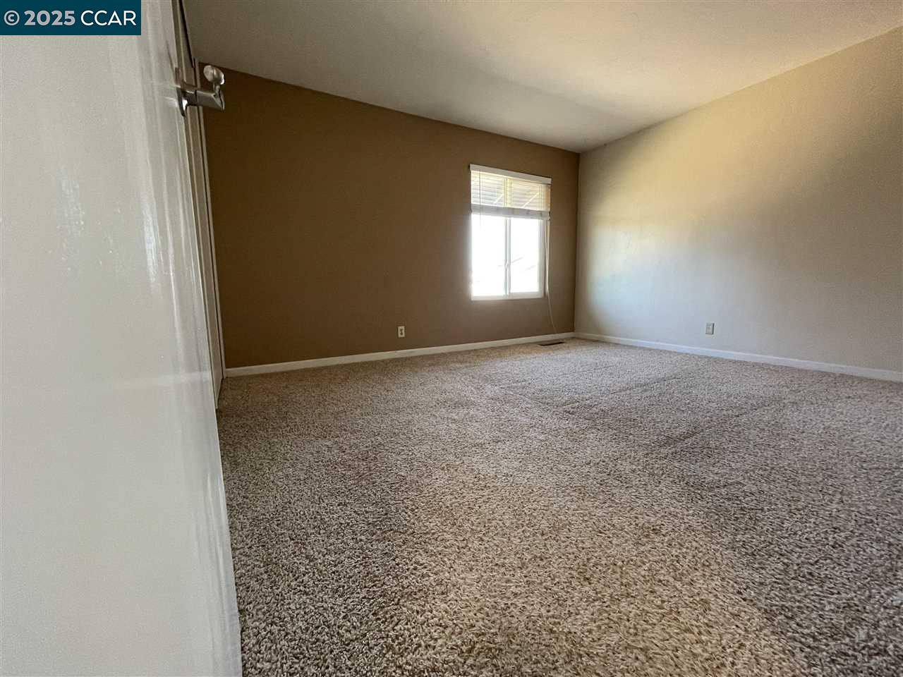 62 Villa Circle Fairfield, CA 94533 - Photo 8 of 10 an empty room with windows
