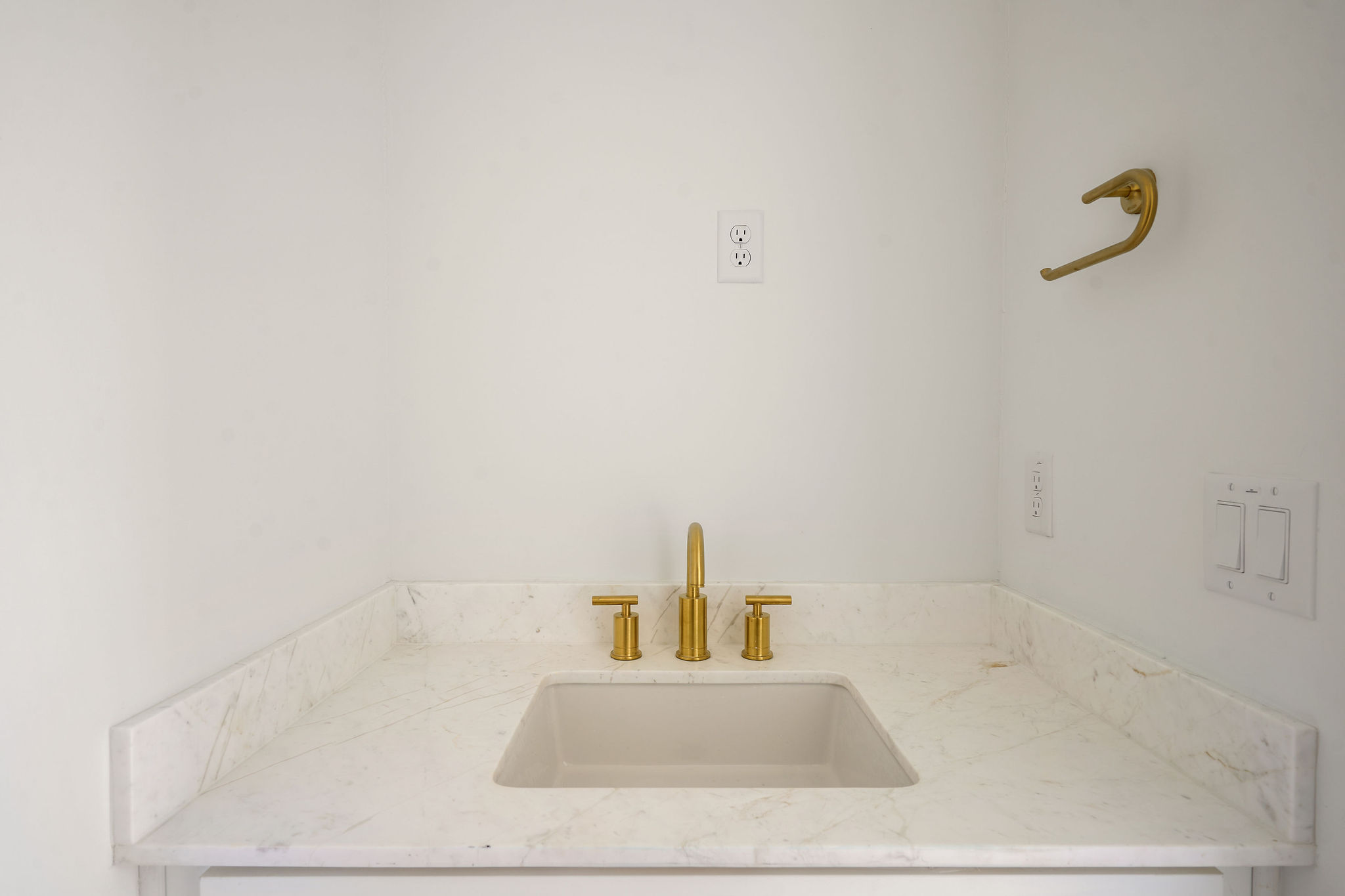 2609 Davis Lane, Unit 2 Austin, TX 78748 - Photo 16 of 23 a bathroom with a sink and vanity