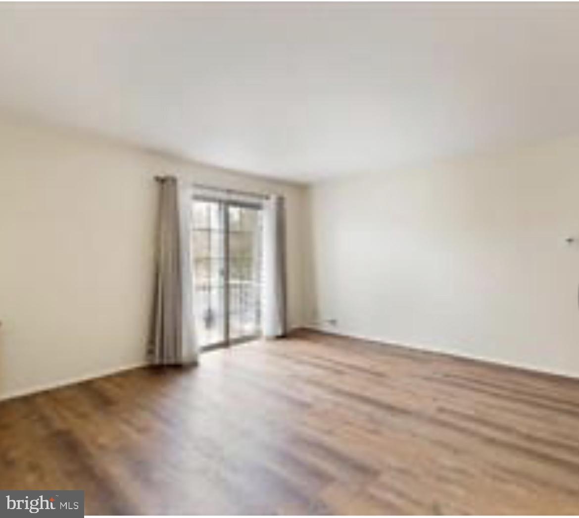 1908 B Ralston Drive Mount Laurel, NJ 08054 - Photo 6 of 21 Bright and airy open space awaits.
