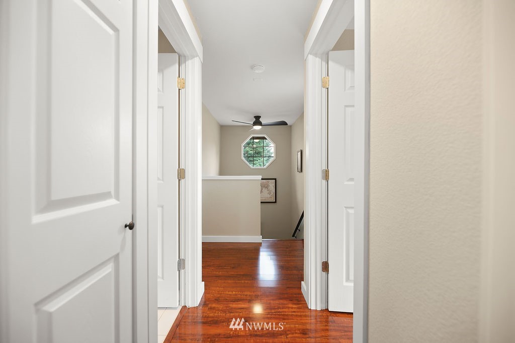 20021 Bartlett Road Bothell, WA 98012 - Photo 23 of 40