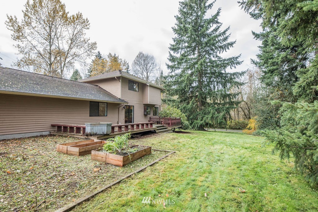 20021 Bartlett Road Bothell, WA 98012 - Photo 35 of 40