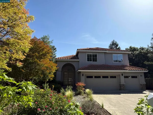 $1,979,000 | 116 Castle Rock Lane, Walnut Creek, CA 94598