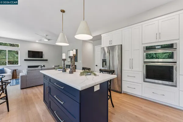 $1,979,000 | 116 Castle Rock Lane, Walnut Creek, CA 94598