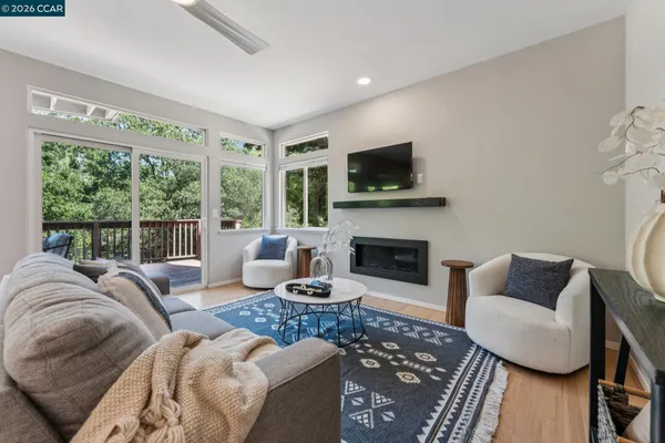 $1,979,000 | 116 Castle Rock Lane, Walnut Creek, CA 94598