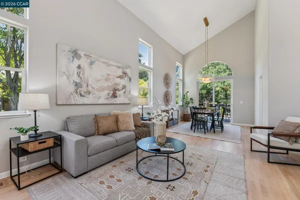 $1,979,000 | 116 Castle Rock Lane, Walnut Creek, CA 94598