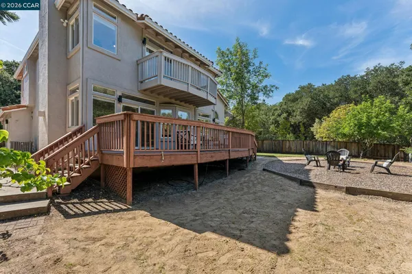 $1,979,000 | 116 Castle Rock Lane, Walnut Creek, CA 94598