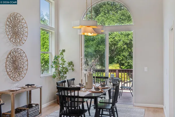 $1,979,000 | 116 Castle Rock Lane, Walnut Creek, CA 94598