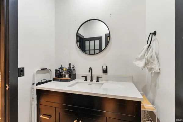 $194,900 | 113 West Wayne Street, Unit 303, Fort Wayne, IN 46802