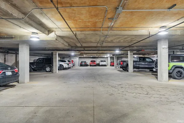$194,900 | 113 West Wayne Street, Unit 303, Fort Wayne, IN 46802