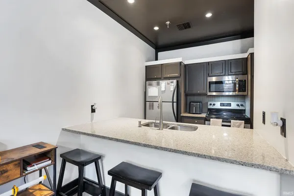 $194,900 | 113 West Wayne Street, Unit 303, Fort Wayne, IN 46802