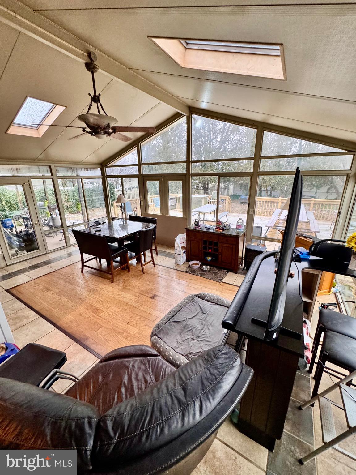 1286 Harding Road Vineland, NJ 08361 - Photo 26 of 40 a living room with furniture
