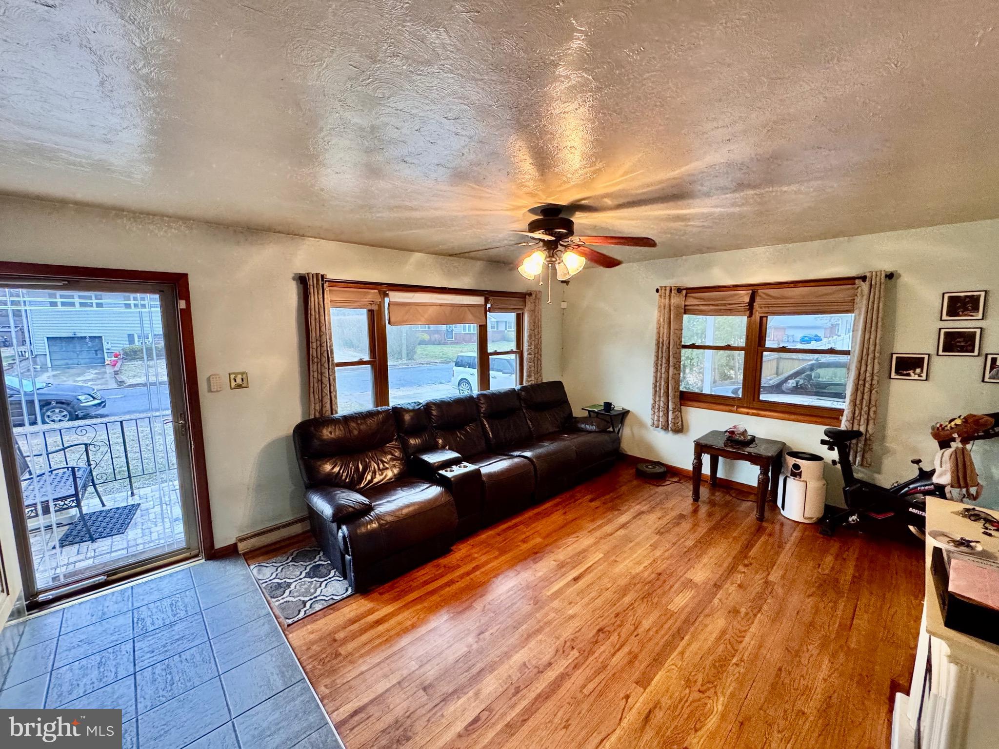 1286 Harding Road Vineland, NJ 08361 - Photo 30 of 40 a living room with furniture and wooden floor