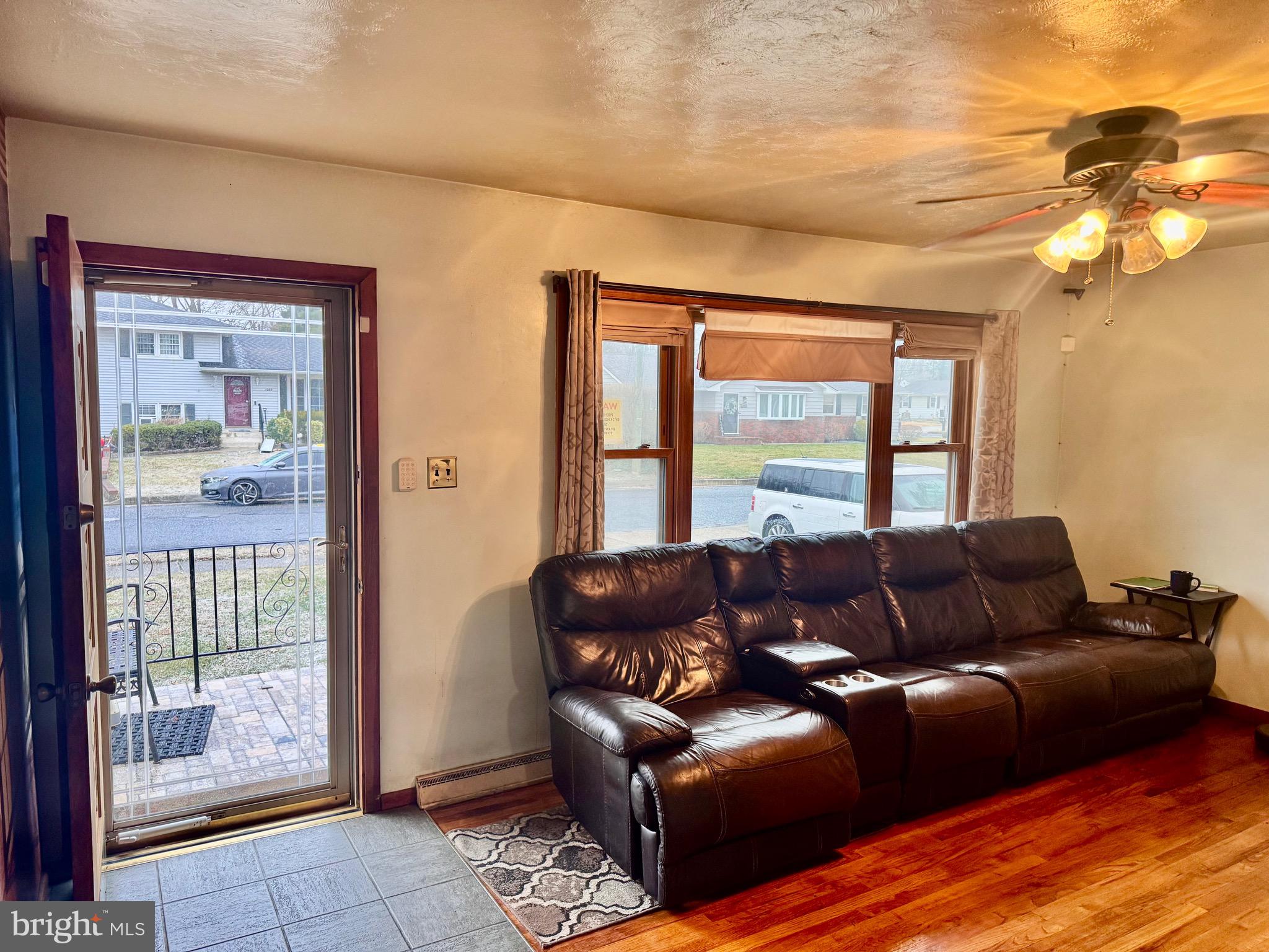 1286 Harding Road Vineland, NJ 08361 - Photo 32 of 40 a living room with furniture and a window