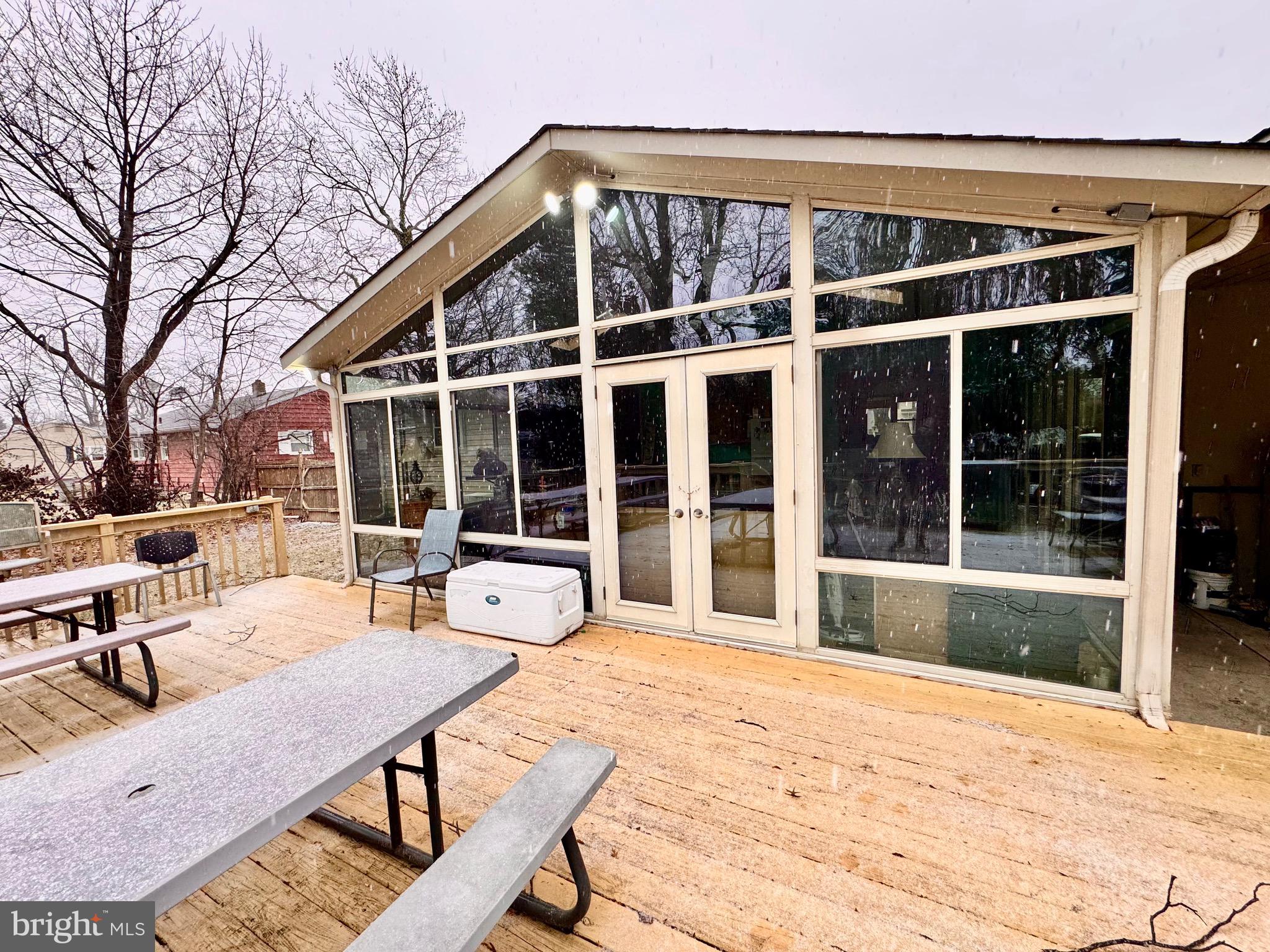 1286 Harding Road Vineland, NJ 08361 - Photo 9 of 40 a view of a house with sitting area