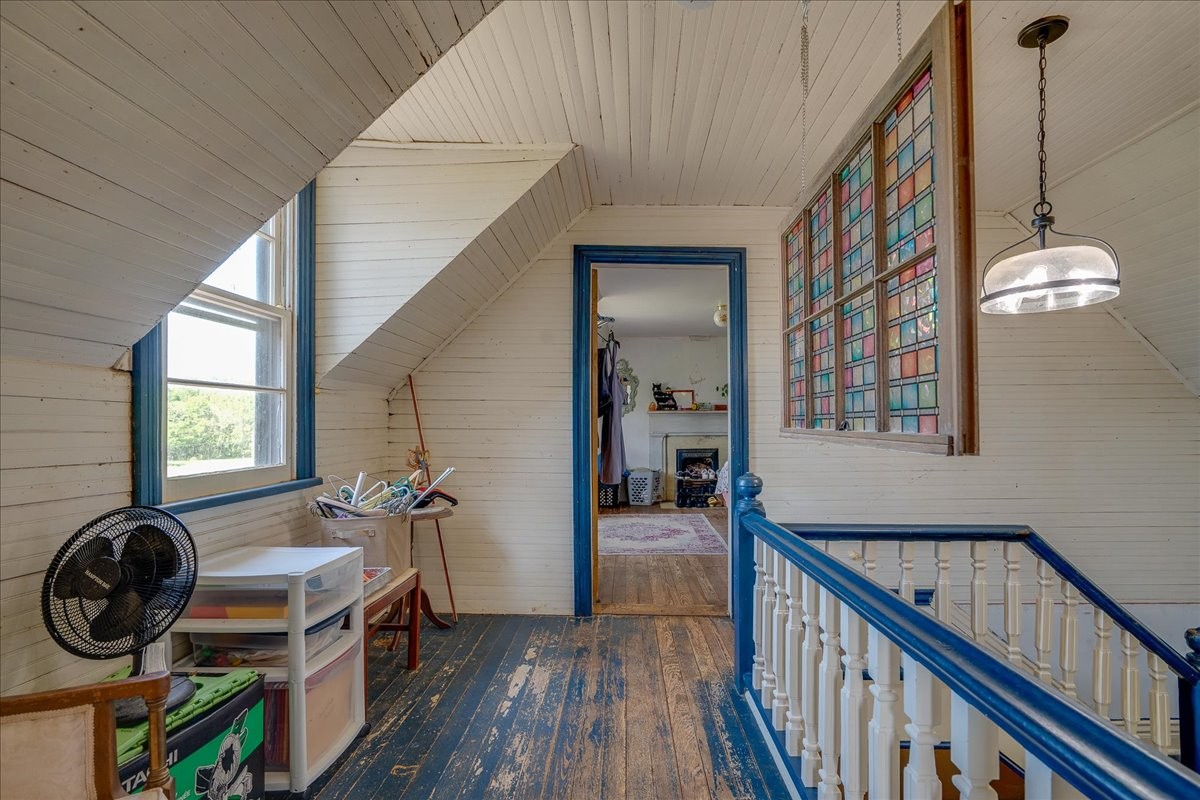 7480 Beech Hill Road Pulaski, TN 38478 - Photo 18 of 54 a view of a hallway with furniture and windows