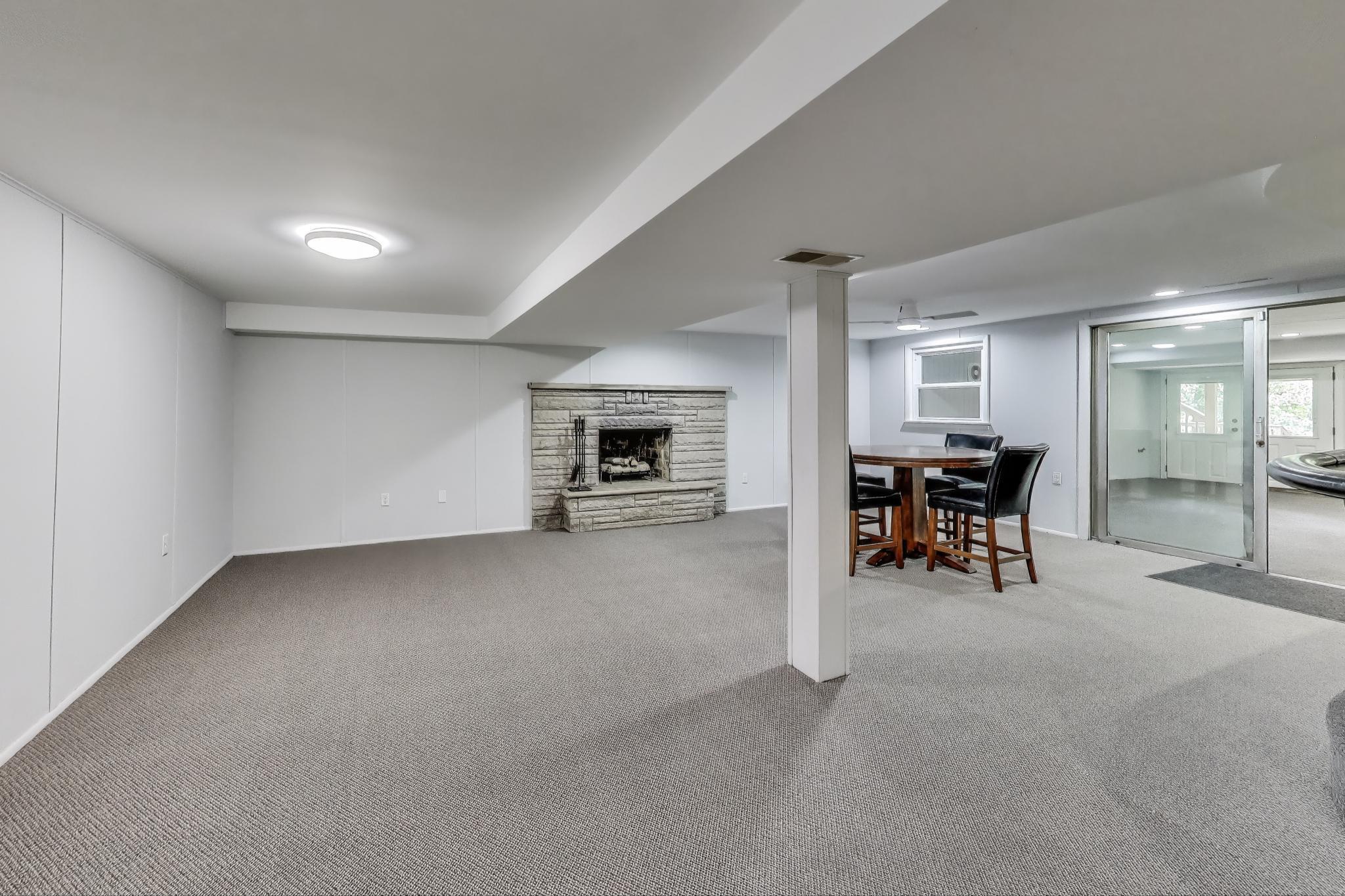 1009 Lake George Drive Hobart, IN 46342 - Photo 41 of 73 a view of a livingroom with furniture and a ceiling fan