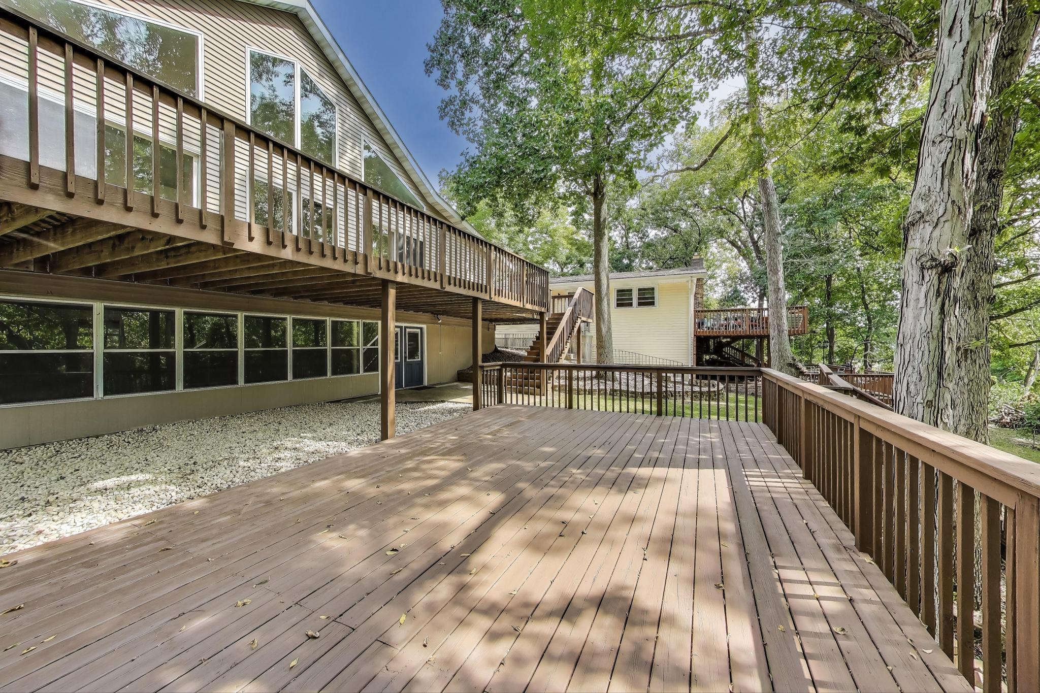 1009 Lake George Drive Hobart, IN 46342 - Photo 59 of 73 2048x1365