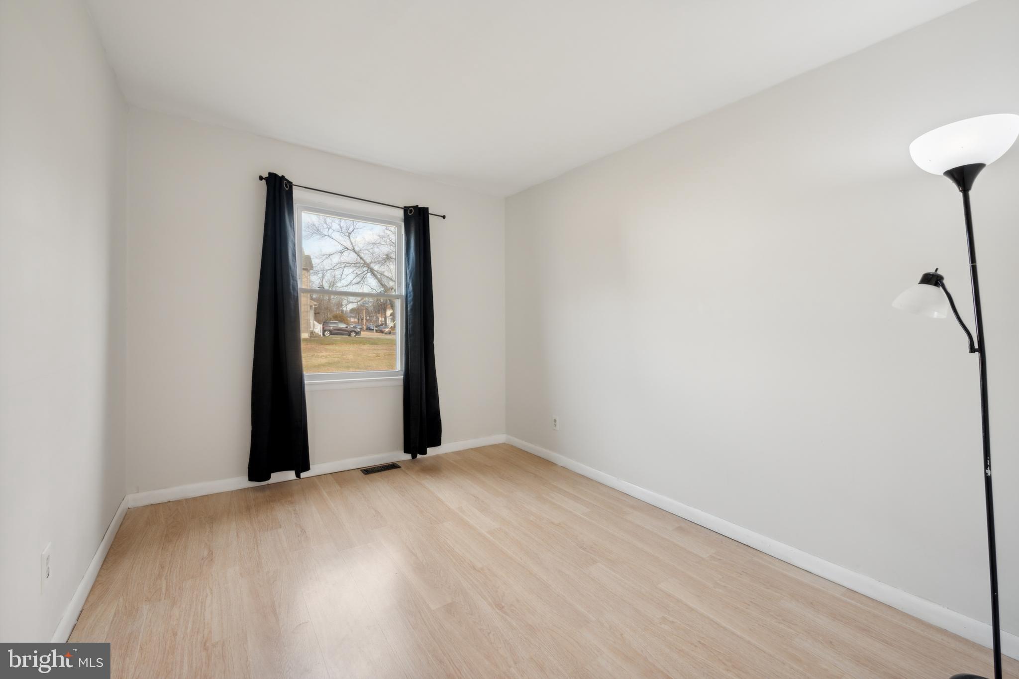 7929 Stow Road Pennsauken, NJ 08110 - Photo 17 of 25 Gallery Image 17