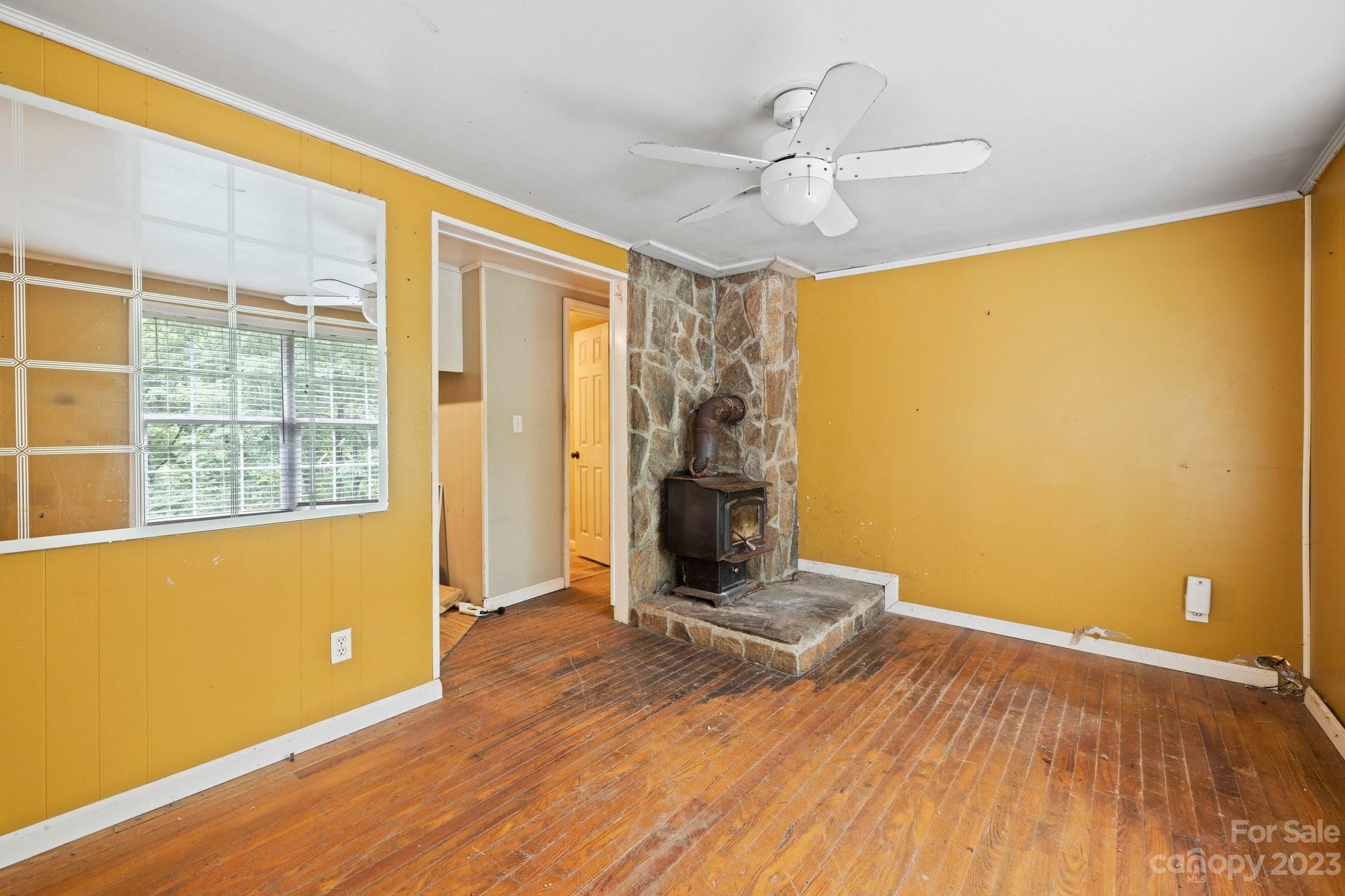 7019 Crabtree Road Spruce Pine, NC 28777 - Photo 13 of 37 Gallery Image 13