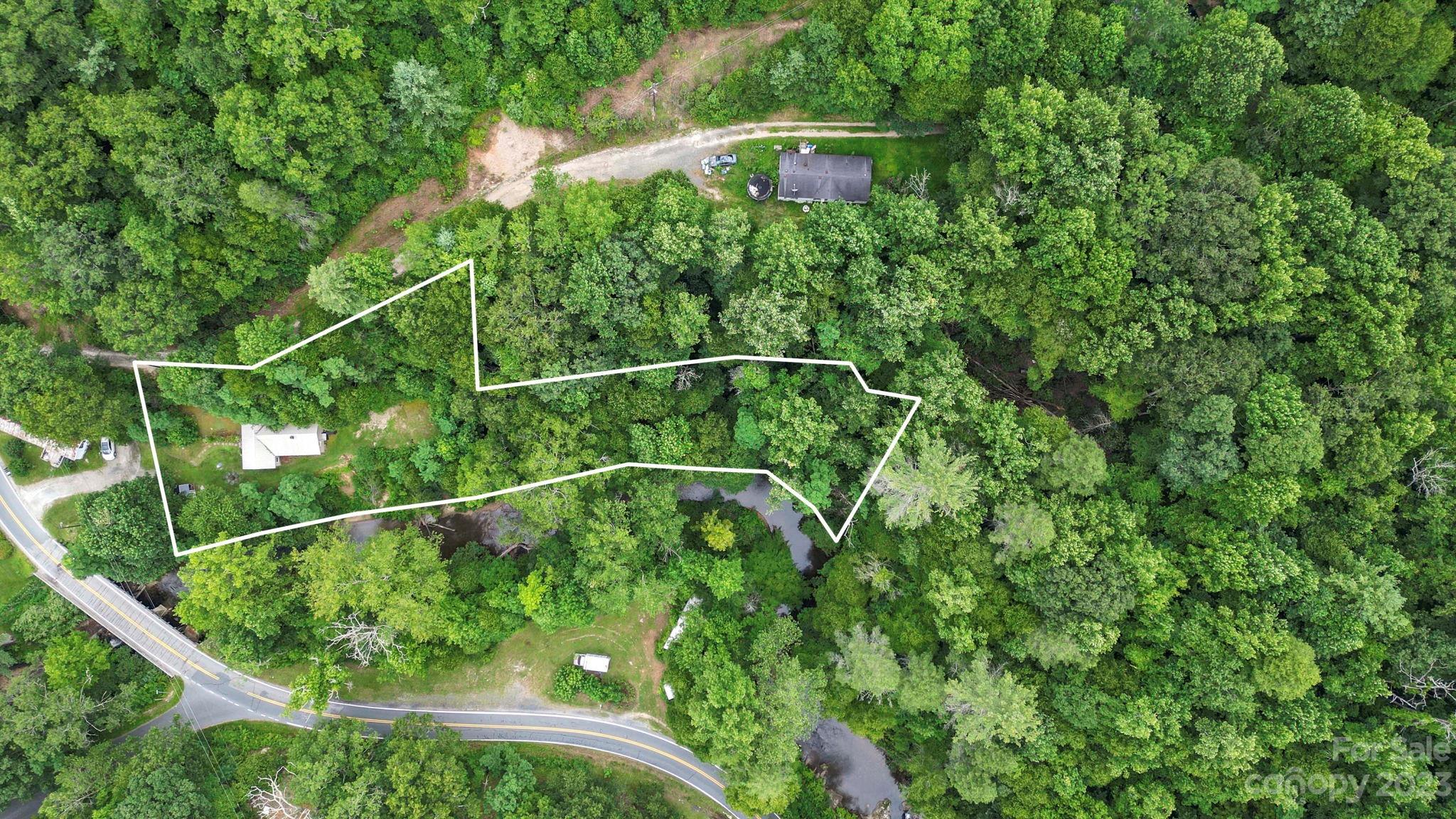 7019 Crabtree Road Spruce Pine, NC 28777 - Photo 3 of 37 Gallery Image 3