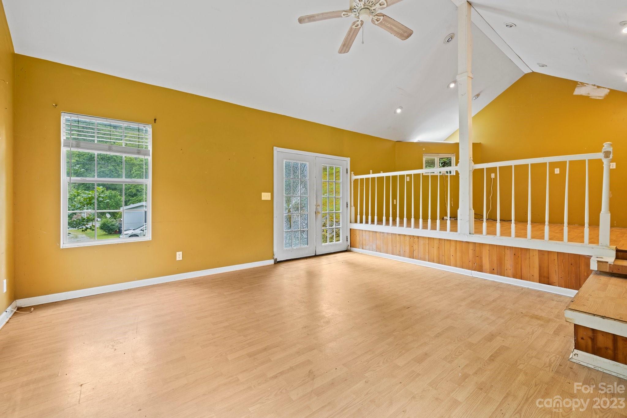 7019 Crabtree Road Spruce Pine, NC 28777 - Photo 8 of 37 Gallery Image 8