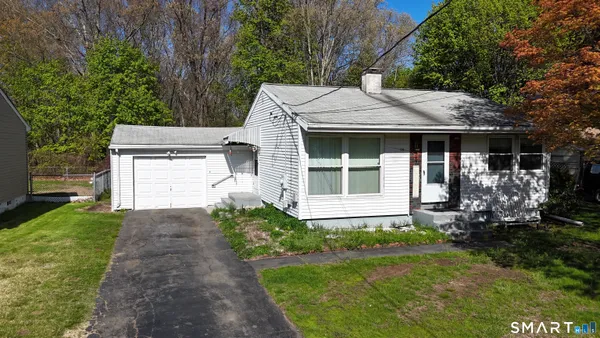 $335,000 | 118 Bradley Terrace, Derby, CT 06418