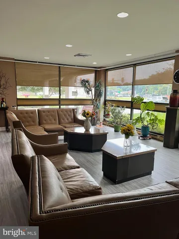 $149,990 | 7600 Roosevelt Boulevard, Unit 212, Philadelphia, PA 19152