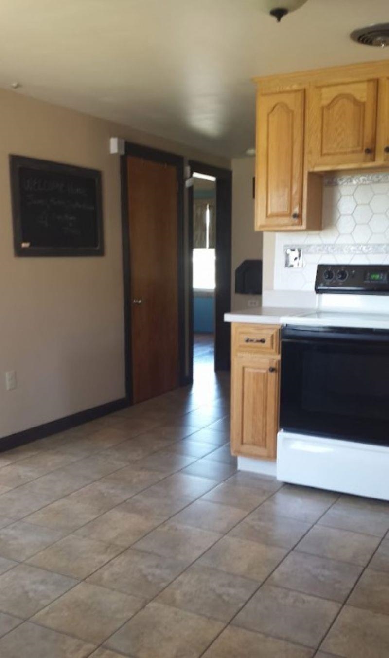 75 Chestnut Street Rochester, NH 03867 - Photo 8 of 19