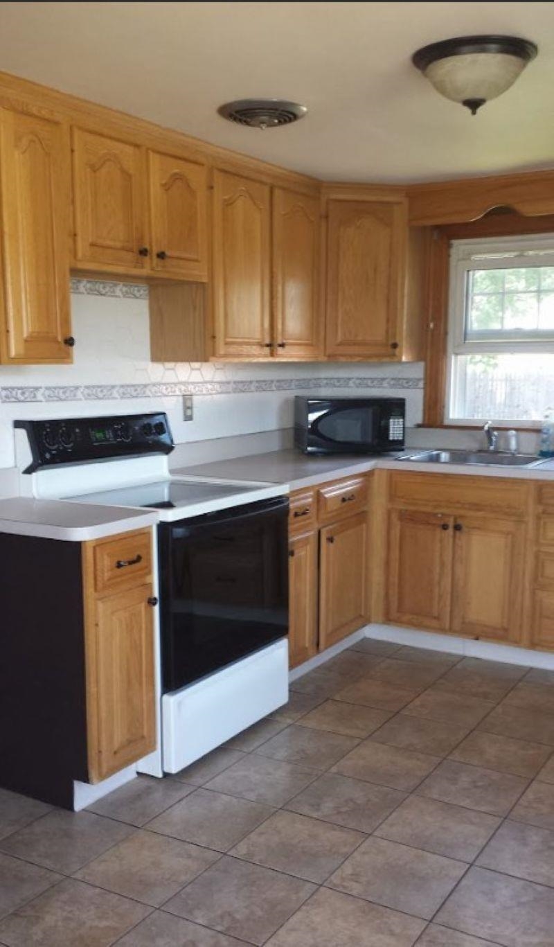 75 Chestnut Street Rochester, NH 03867 - Photo 9 of 19