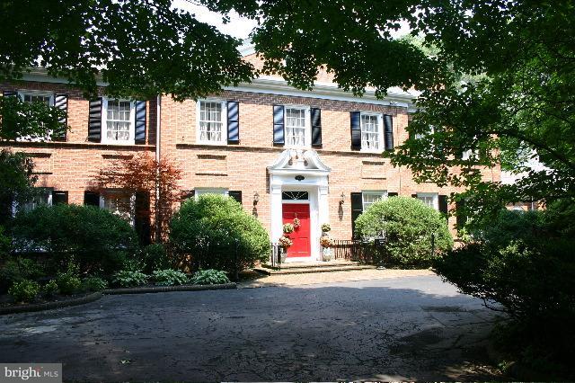 1409 Ridge Road Lancaster, PA 17603 - Photo 1 of 10 Gallery Image 1