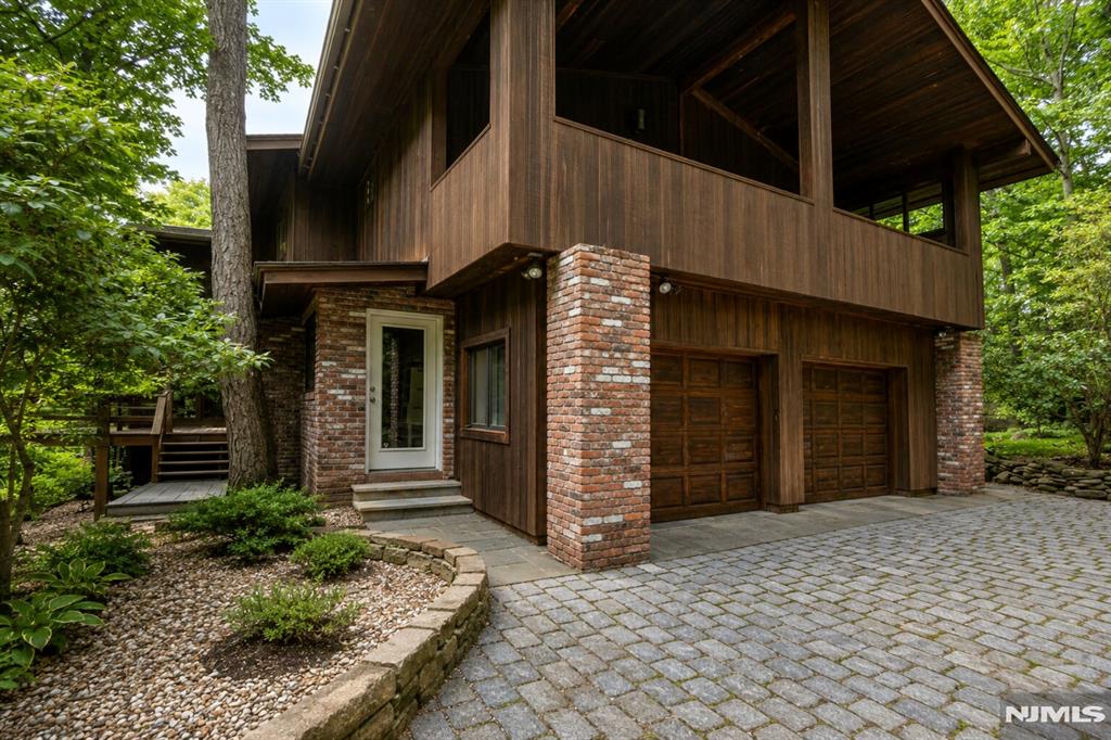 34 Cambridge Way Alpine, NJ 07620 - Photo 3 of 48