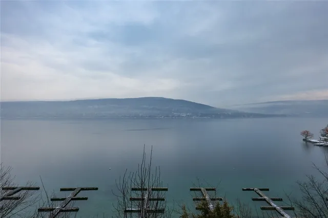 $349,900 | 16 Cliffside Drive, South Bristol, NY 14424