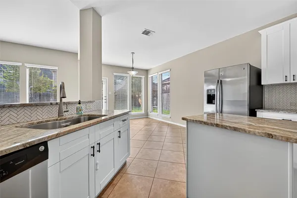 $2,450 | 2606 Waterbrook Lane, Rosenberg, TX 77471