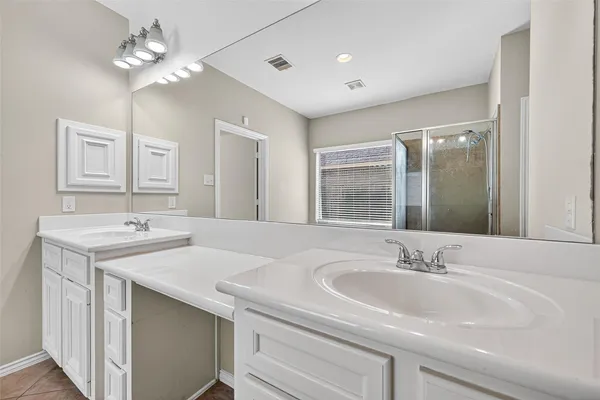 $2,450 | 2606 Waterbrook Lane, Rosenberg, TX 77471