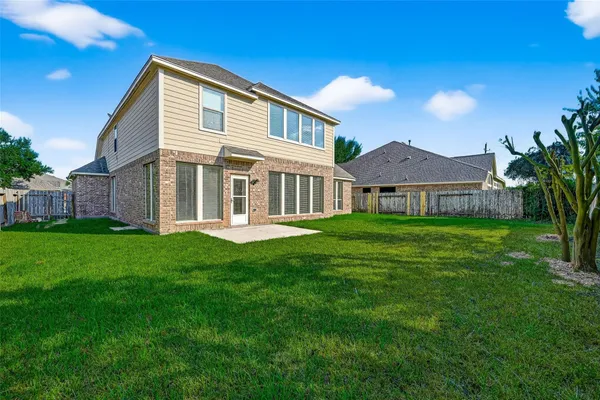 $2,450 | 2606 Waterbrook Lane, Rosenberg, TX 77471