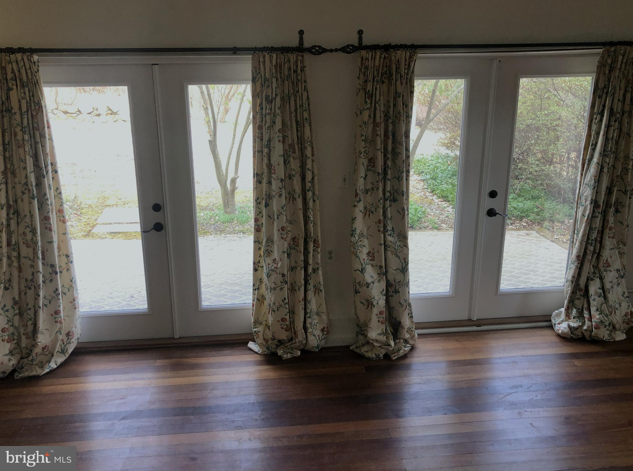 8376 Meadows Road, Unit COTTAGE Warrenton, VA 20186 - Photo 6 of 14 DOUBLE FRENCH DOORS TO PATIO