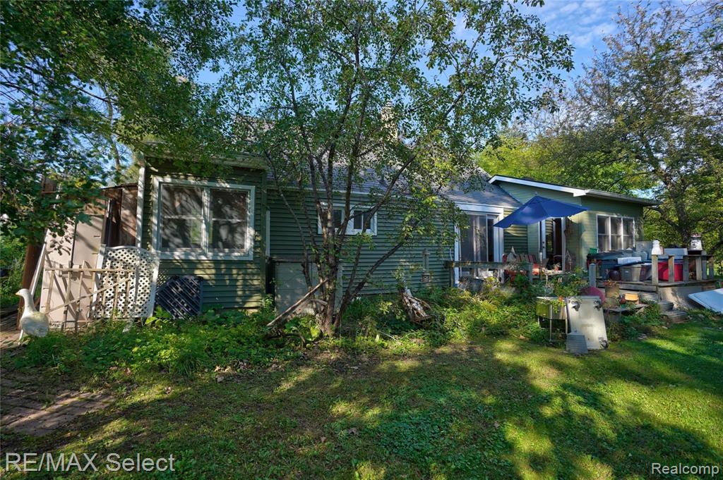 6263 Calkins Road Flint, MI 48532 - Photo 5 of 33