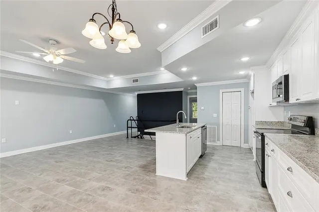 $349,000 | 324 South Roadway Street, Unit N31, New Orleans, LA 70124