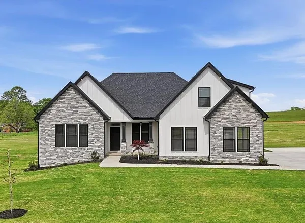 $649,900 | 36 Skylane Court, Columbus, NC 28722