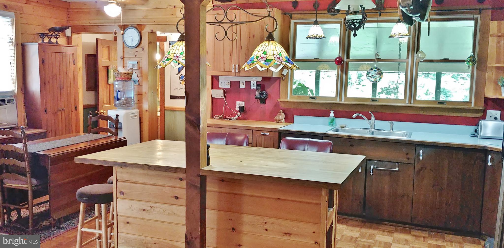 818 Worthington Mill Road Newtown, PA 18940 - Photo 14 of 29 Kitchen/Dining