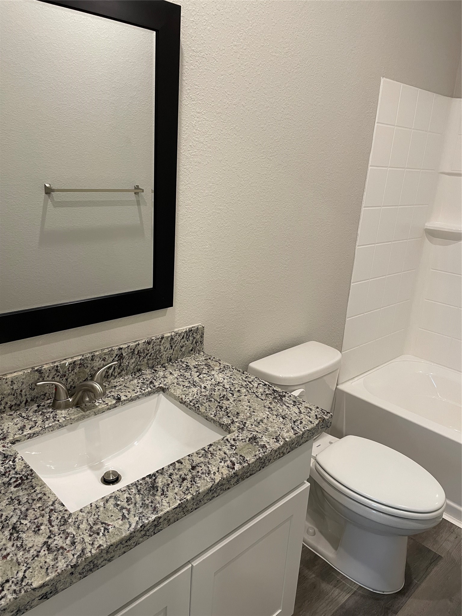 233 Ridgeside Court Montgomery, TX 77316 - Photo 6 of 11