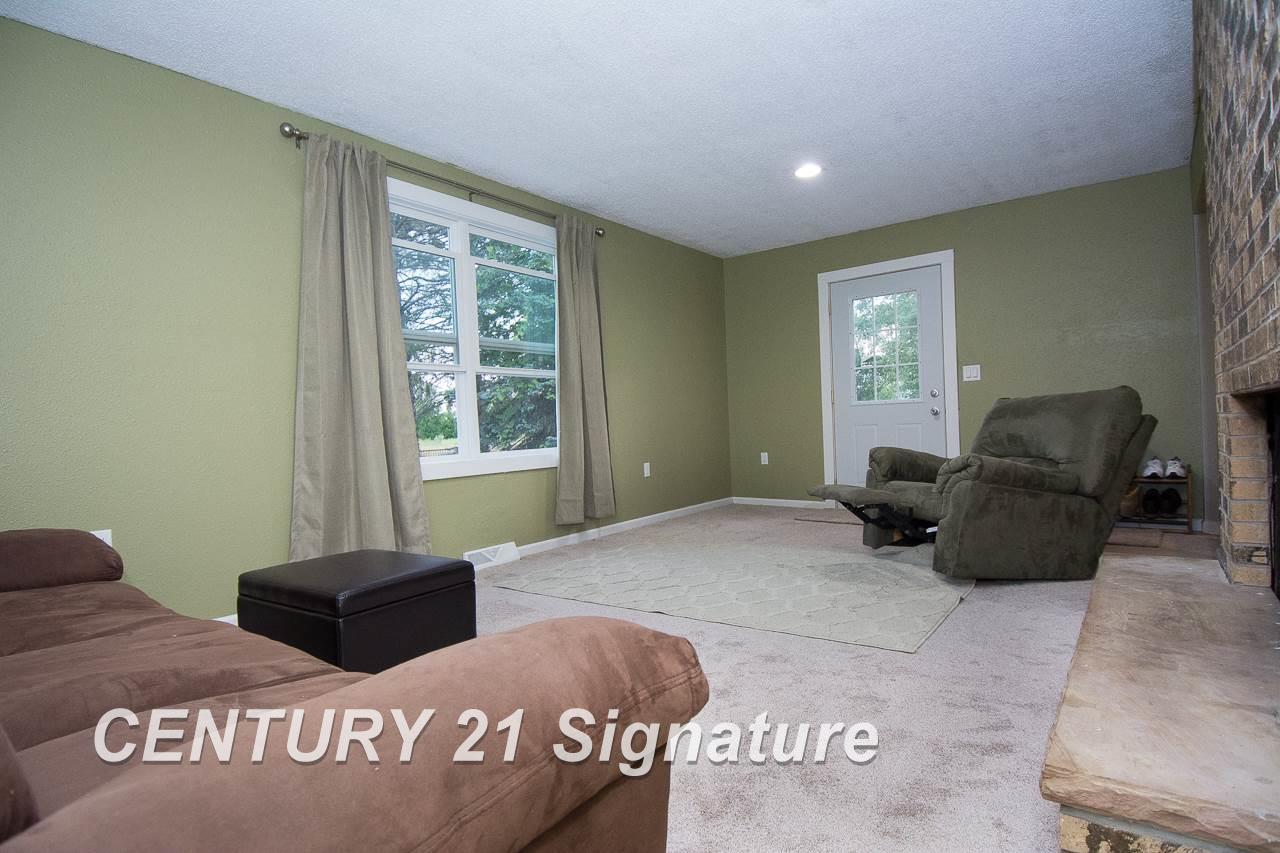 15983 Ithaca Road St. Charles, MI 48655 - Photo 6 of 30