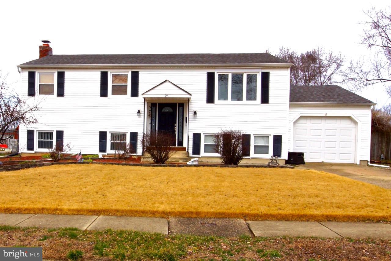 14 Constitution Road Clementon, NJ 08021 - Photo 2 of 27 a view of a house with pool and a view of a swimming pool