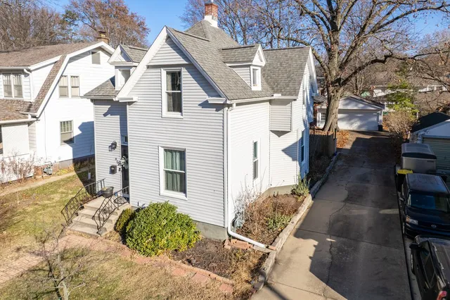 $209,900 | 802 South Fell Avenue, Normal, IL 61761